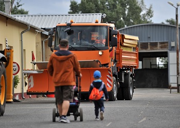 Megnyitja kapuit a martonvásári mérnökség a Közlekedési Kultúra Napján – Mit keres egy „zsiráf” a mérnökségen?