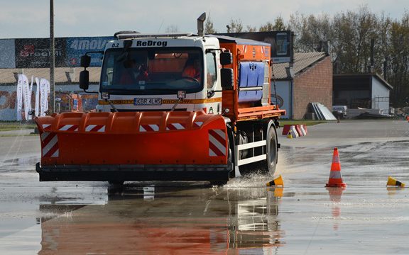 Tartós ónos eső várható a déli megyékben-A Közút arra kéri az autósokat, aki teheti, ne induljon útnak, míg az ónos eső el nem áll