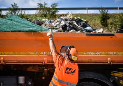 Országos szemétgyűjtési akcióhetet szervez a Magyar Közút